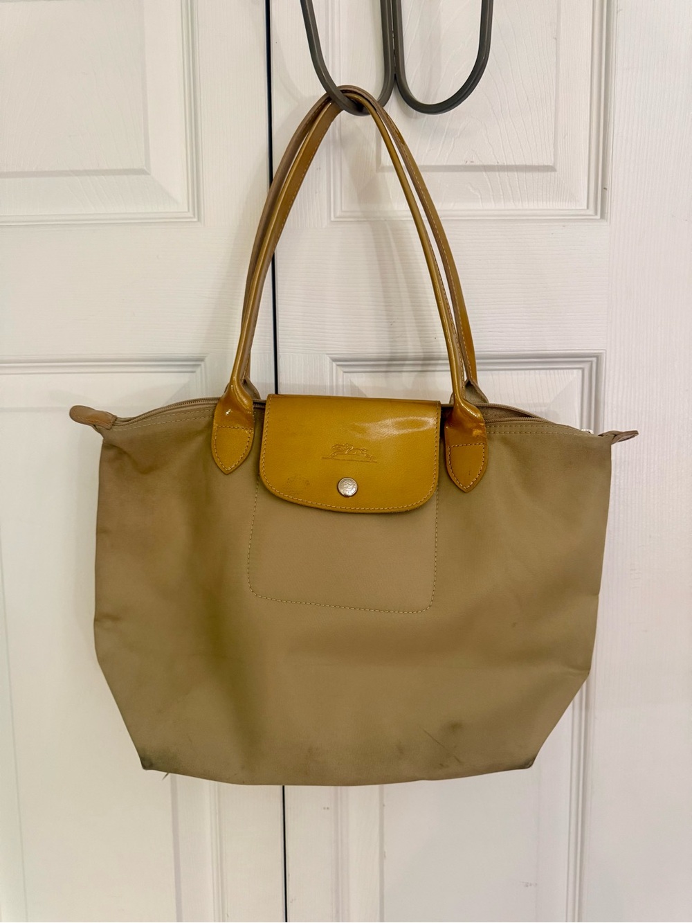 Longchamp Le Pliage Tote in Khaki with GOLD Trim / Rare bag / clean inside